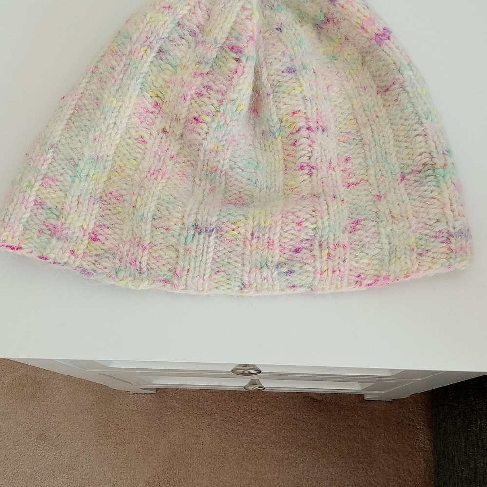 Handmade beanie - Picture 4 of 4